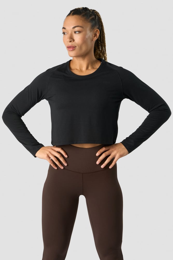 ICIW Stride Cropped Long Sleeve Wmn Black