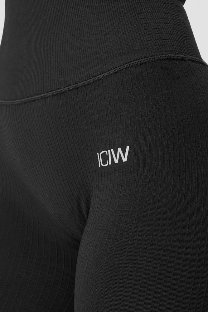 ICIW Ribbed Define Seamless Pocket Biker Shorts Black