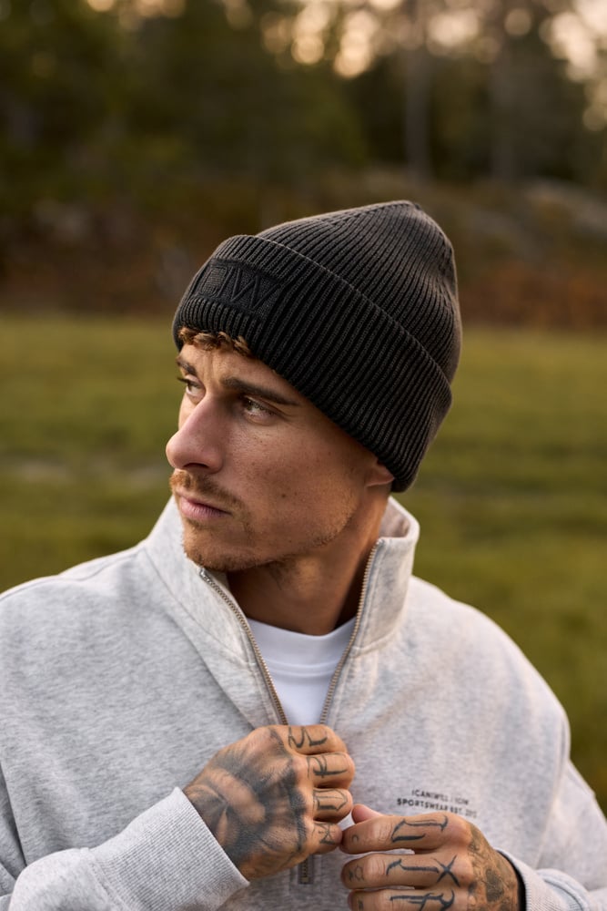 ICIW Ribbed Vintage Washed Beanie Black