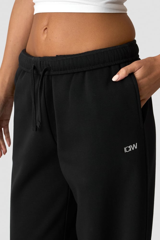 ICIW Everyday Straight Leg Sweat Pants Black