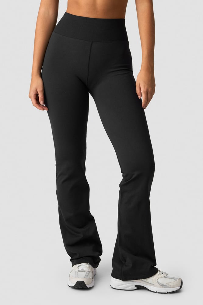 ICIW Define Thermal Seamless Flared Tights Black