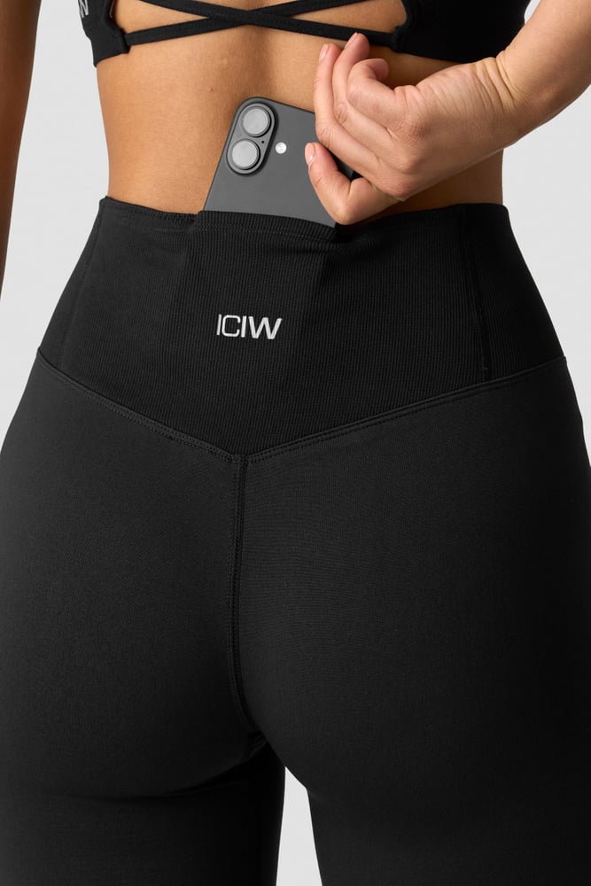 ICIW Define Thermal Seamless Flared Tights Black
