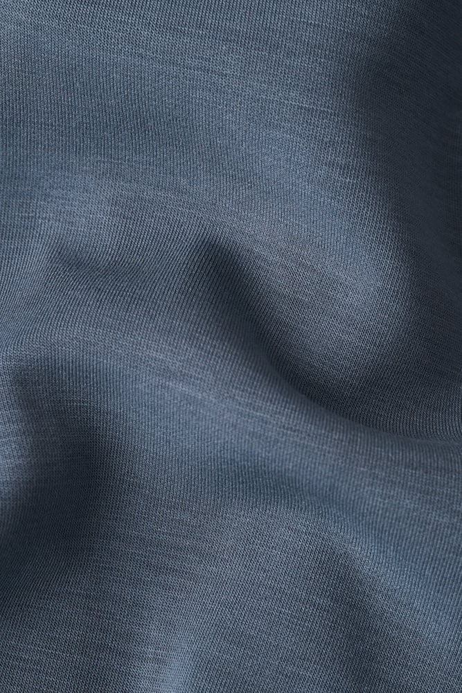 ICIW Contrast V-neck Top Misty Blue