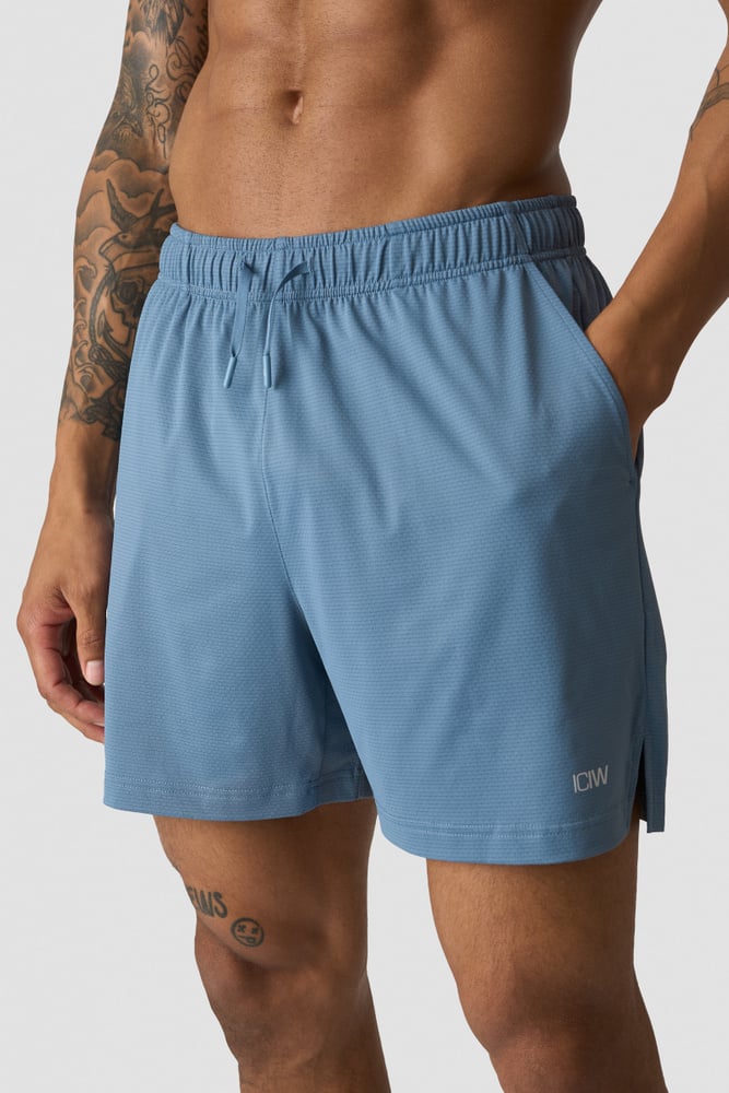 ICIW Stride Shorts washed blue