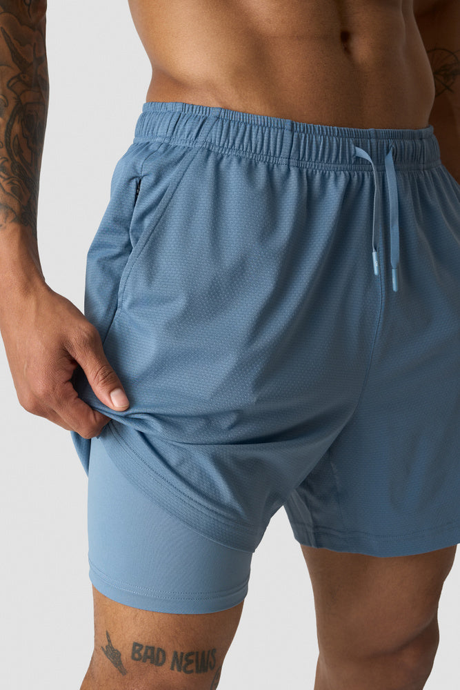 ICIW Stride 2-in-1 Shorts Washed blue
