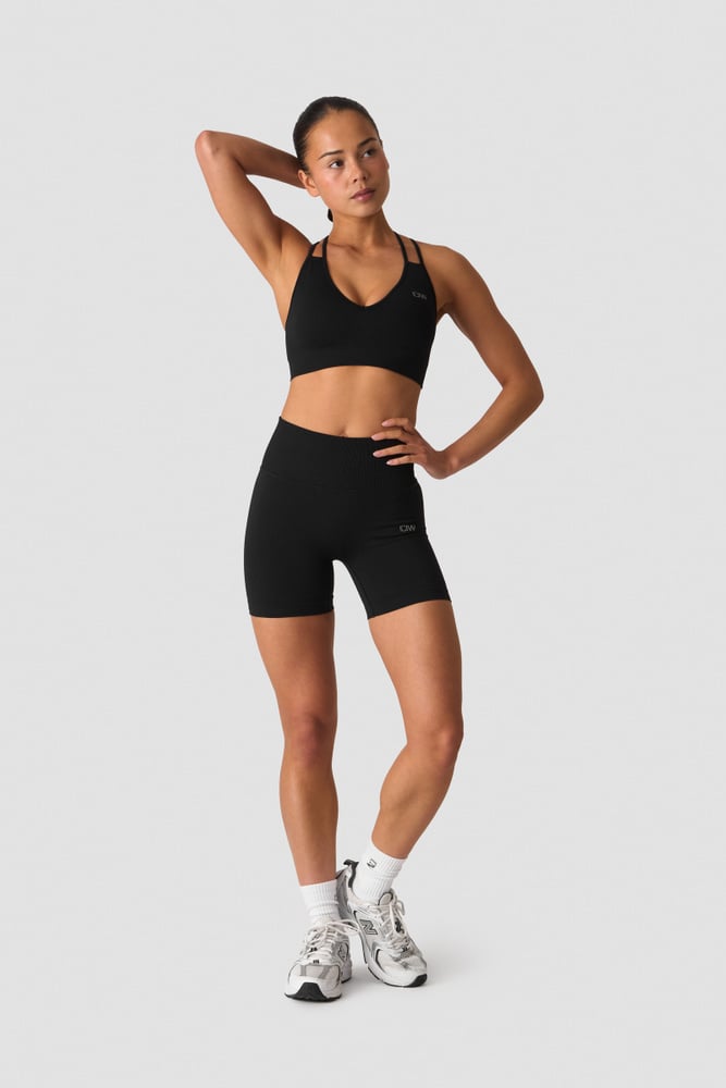 ICIW Define Seamless V-shape Midi Shorts Black