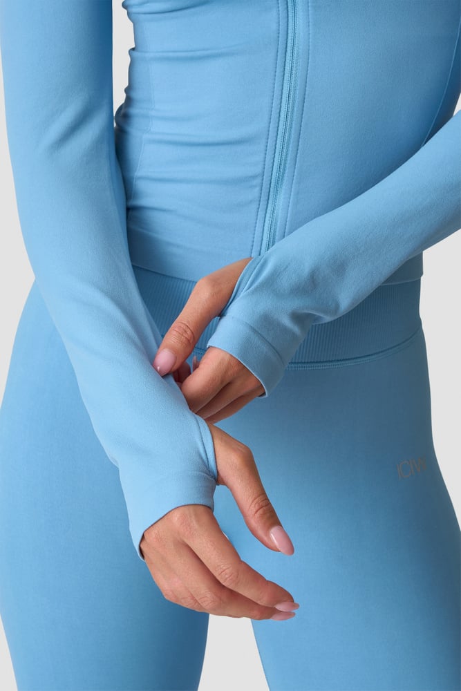 ICIW Define Seamless Zip Long Sleeve Dove Blue