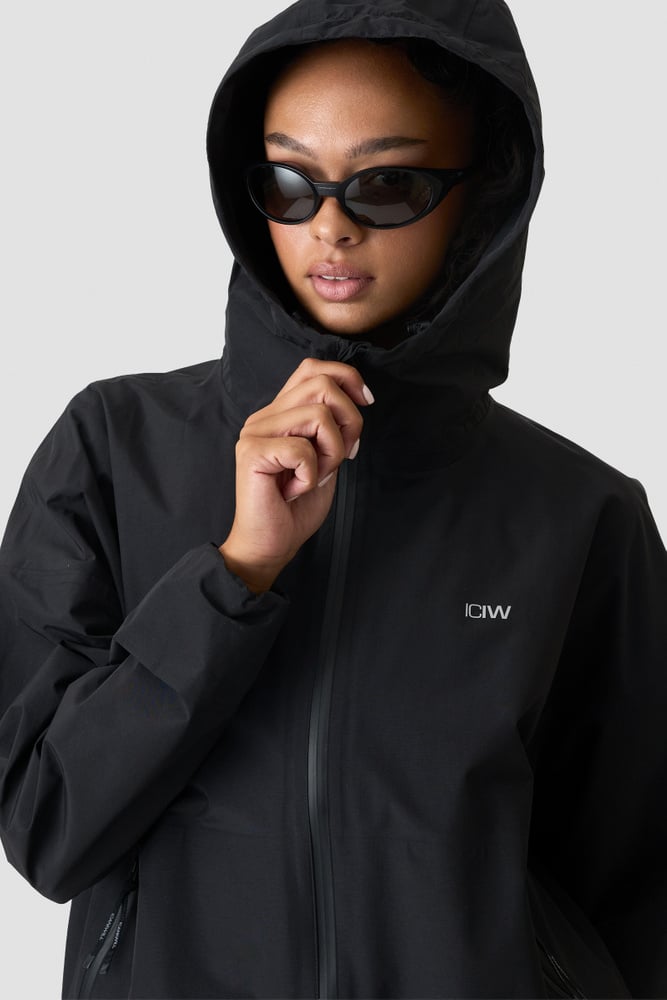 ICIW Essential Shell Jacket Black 16551