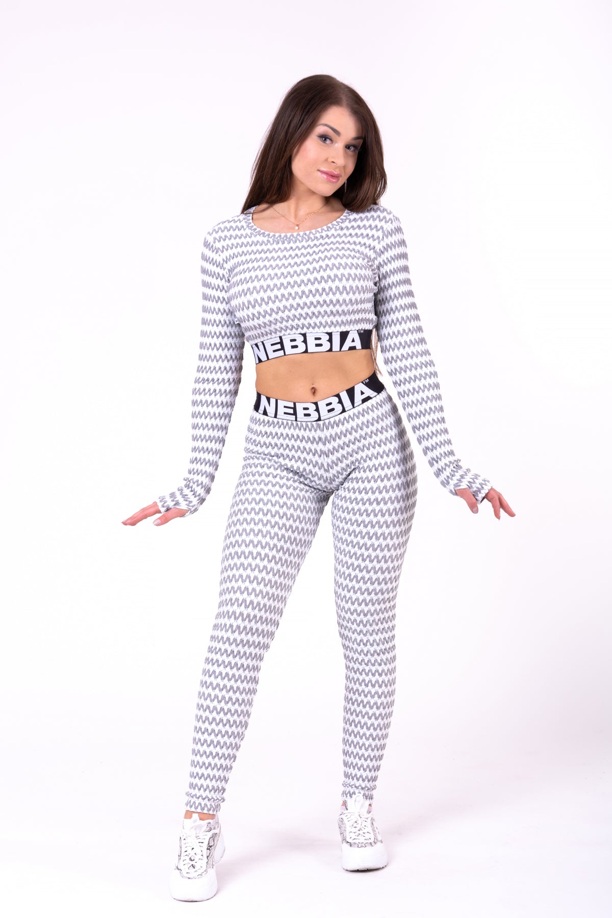 NEBBIA Boho 3D Pattern Crop Top, light grey