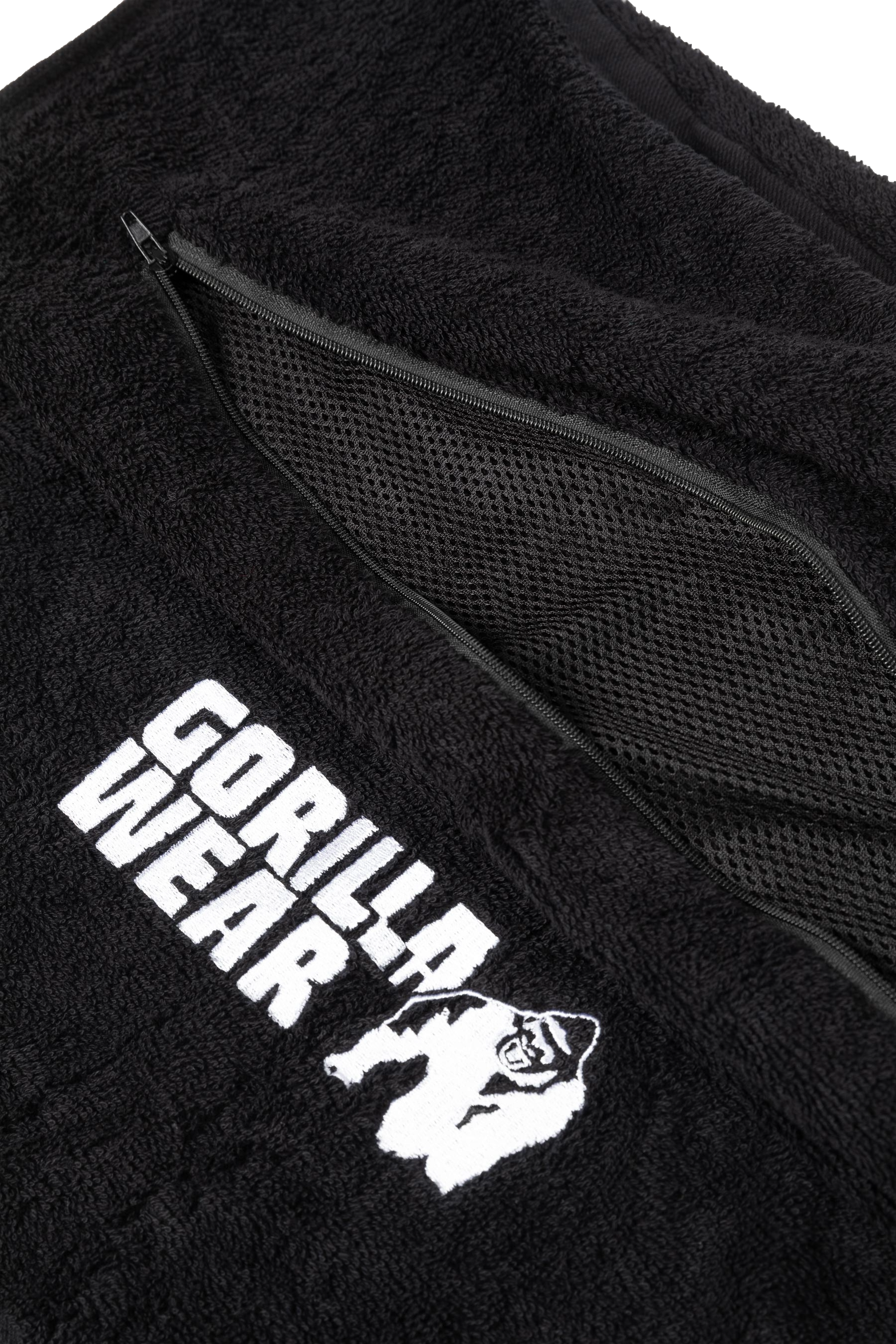 Gorilla Wear Zip Pocket Gym Towel, black