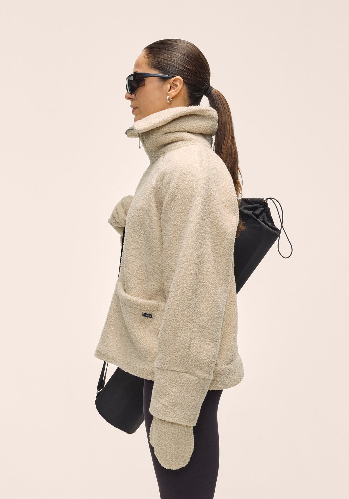 Casall Sherpa Short Zip Jacket
