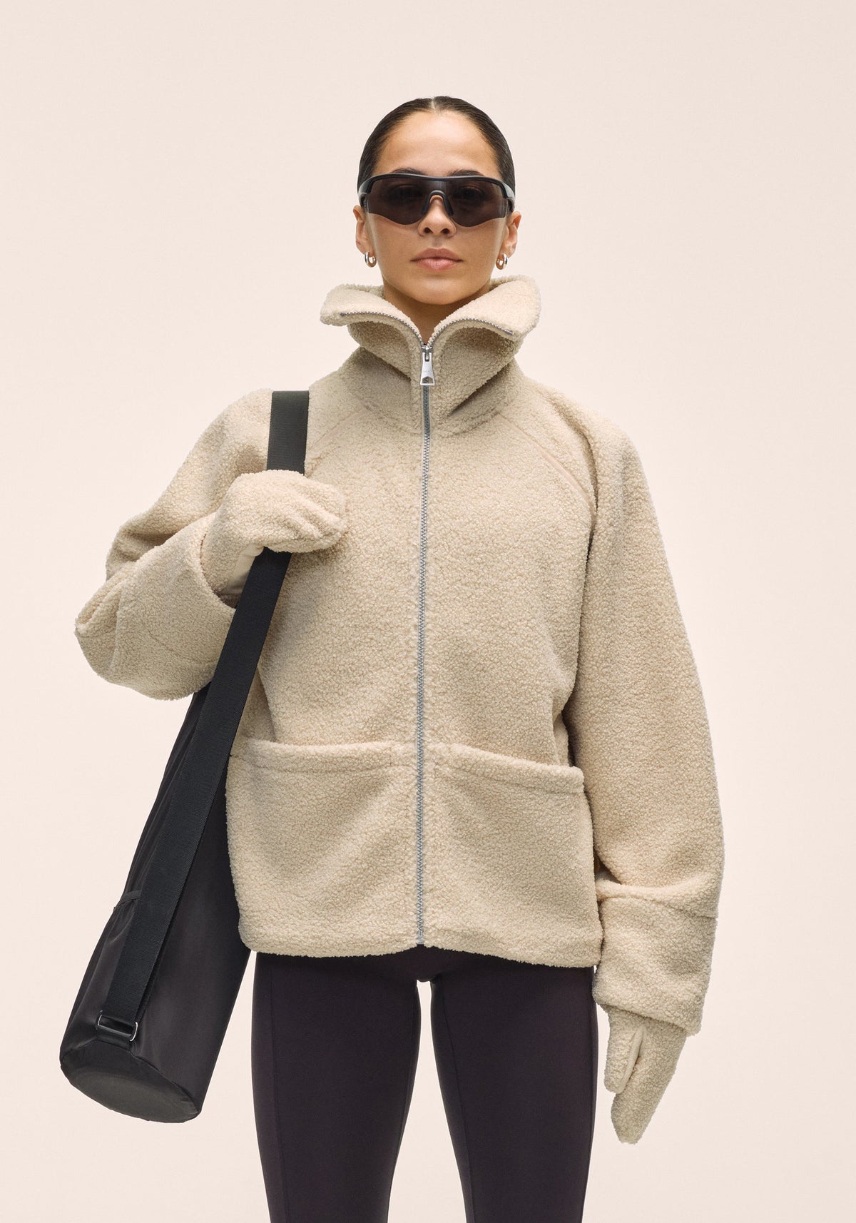Casall Sherpa Short Zip Jacket