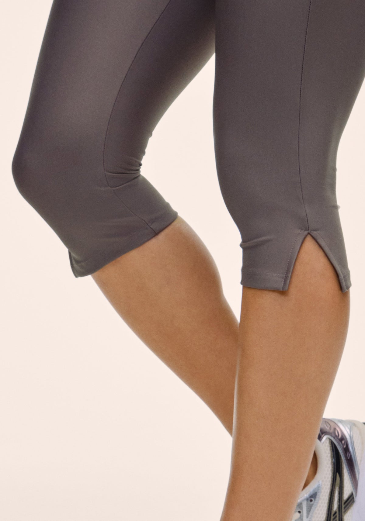 Casall Capri Slit Regular Waist Tights