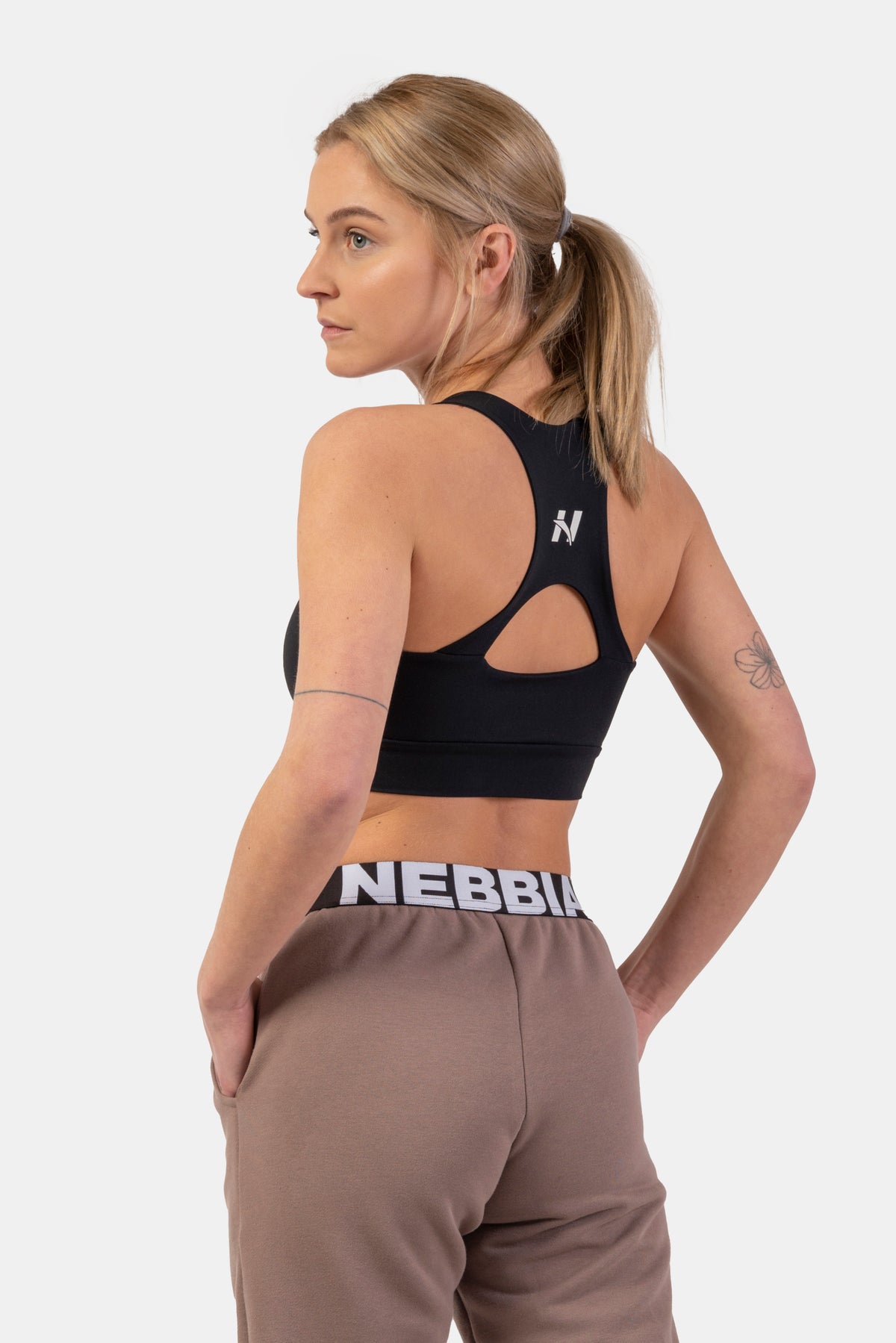 NEBBIA Active Sports Bra with medium impact, black