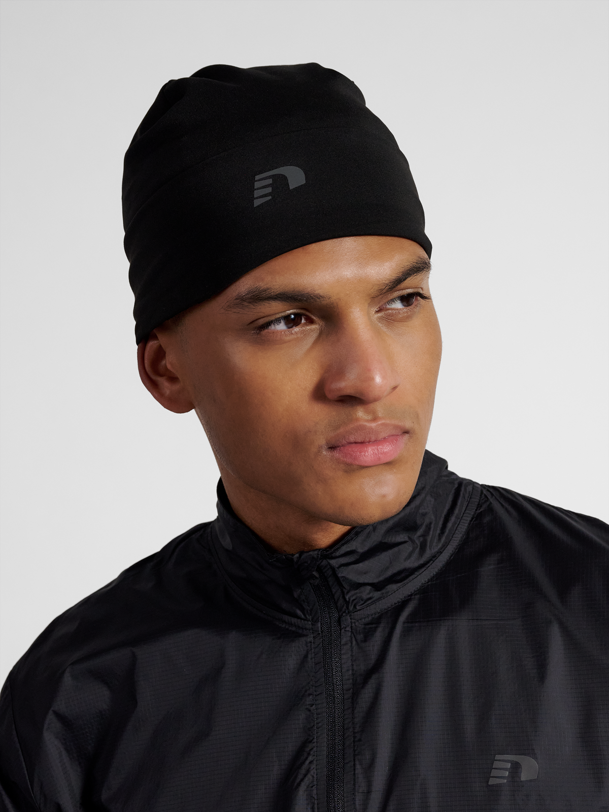 Newline Beanie Black
