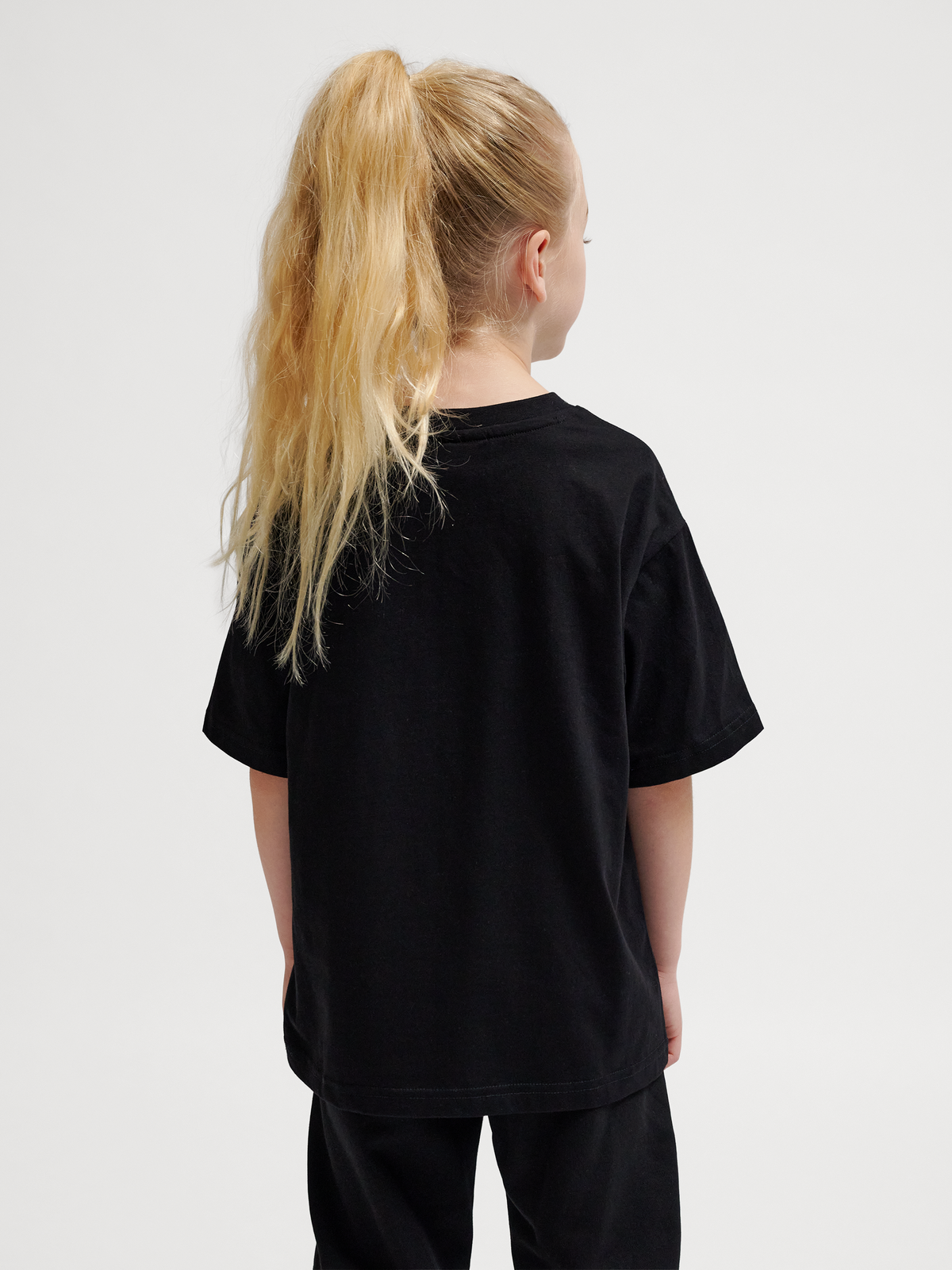 hummel Jr Loose T-shirt S/S Bee Black