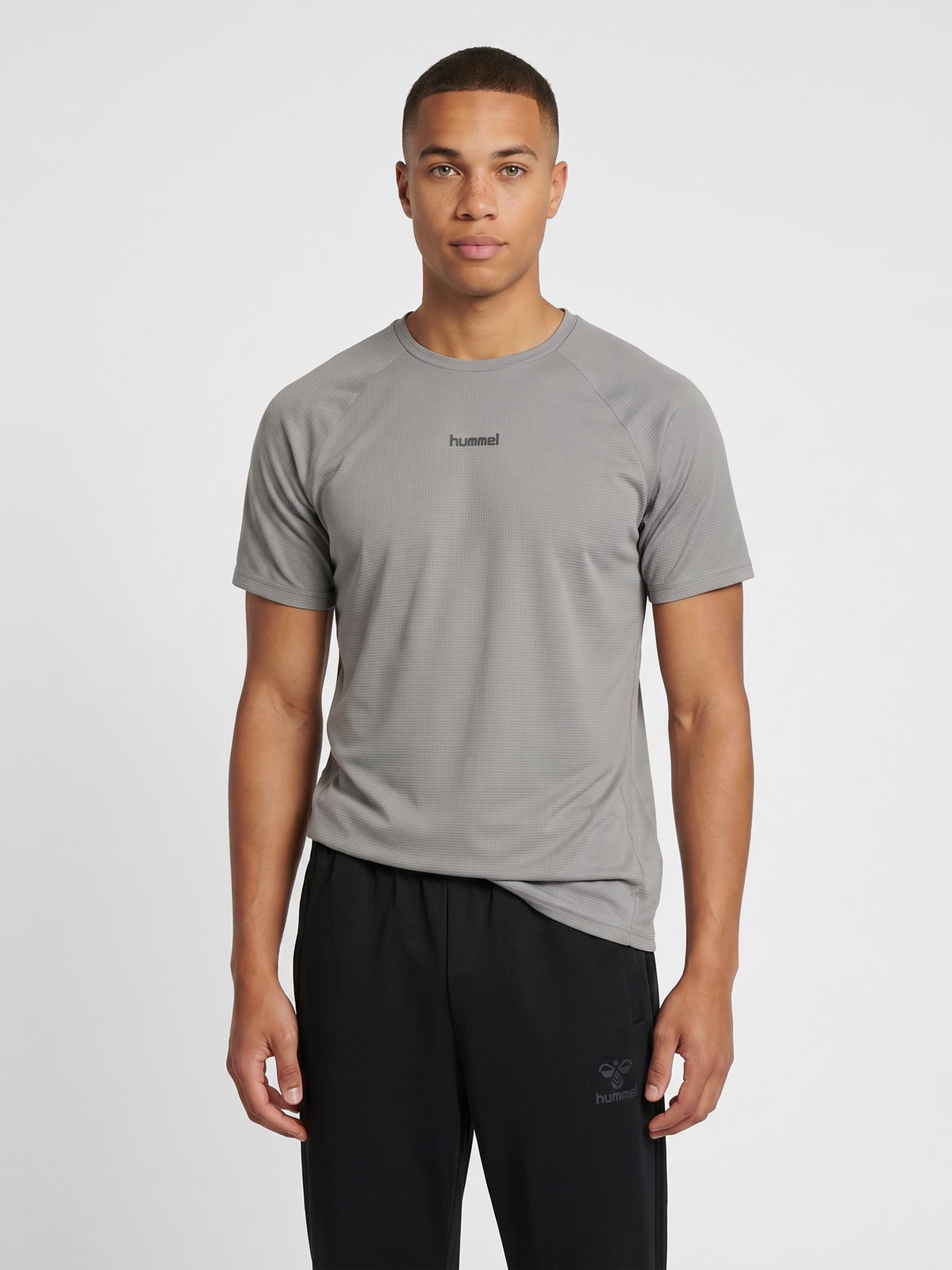 hummel Momentum T-shirt S/S Sharkskin