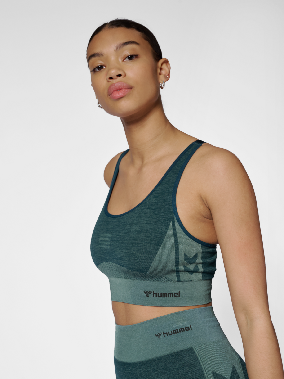 hummel Clea Seamless Sports Top Green Gables/Garden Topiary Me