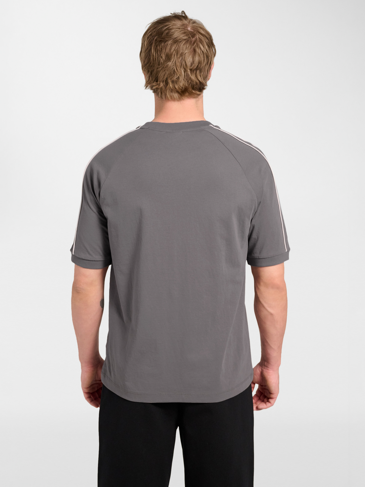 hummel Club Rest Day T-shirt S/S Charcoal Gray