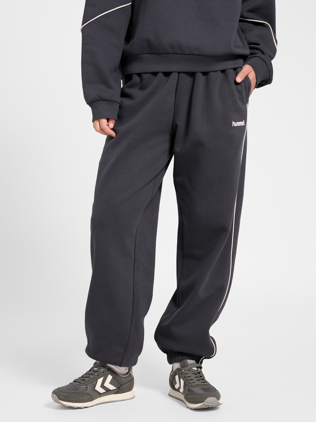 hummel Keeper W Piping Sweatpant Ebony
