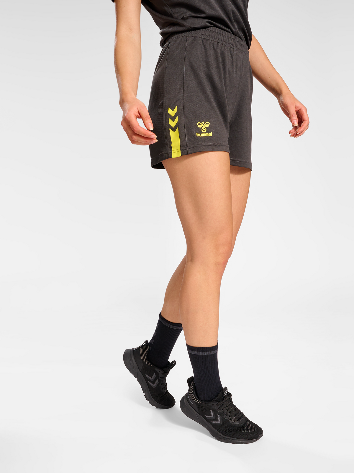 hummel Active Pl Shorts Woman Obsidian/Sulphur Spring