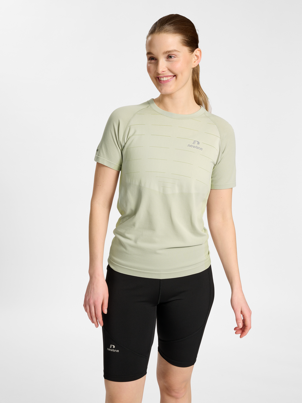 Newline Riverside Seamless T-shirt S/S W Agate Grey