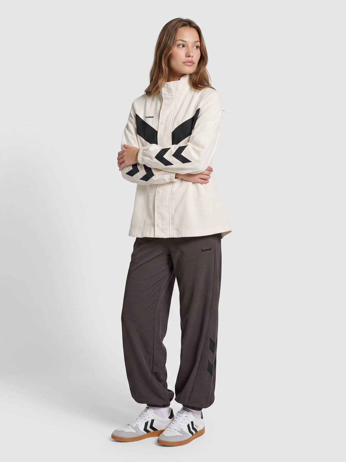 hummel I-D Funnel Neck Jacket Egret