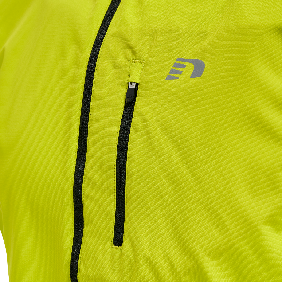 Newline Men's Core Gilet Evening Primrose