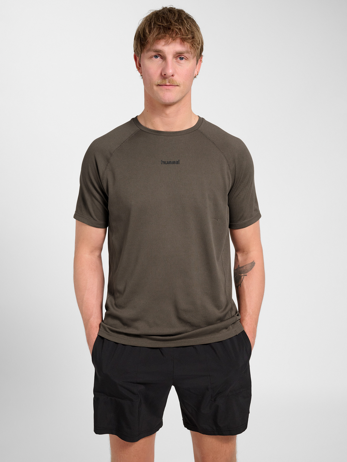 hummel Momentum T-shirt S/S Major Brown
