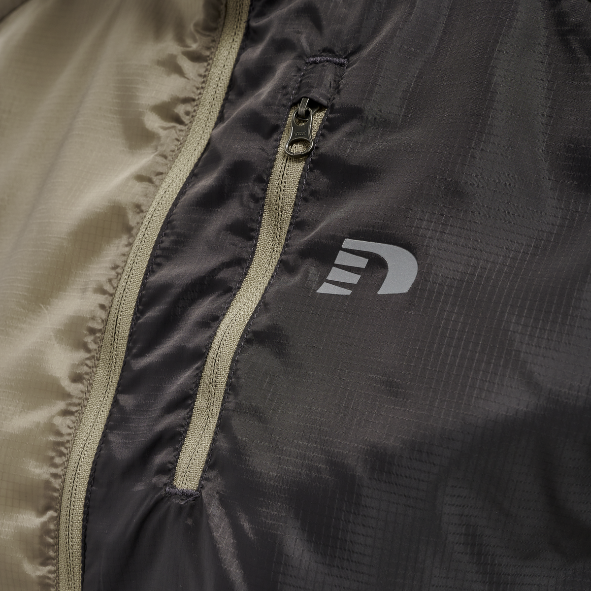 Newline Women Packable Tech Jacket Winter Twig