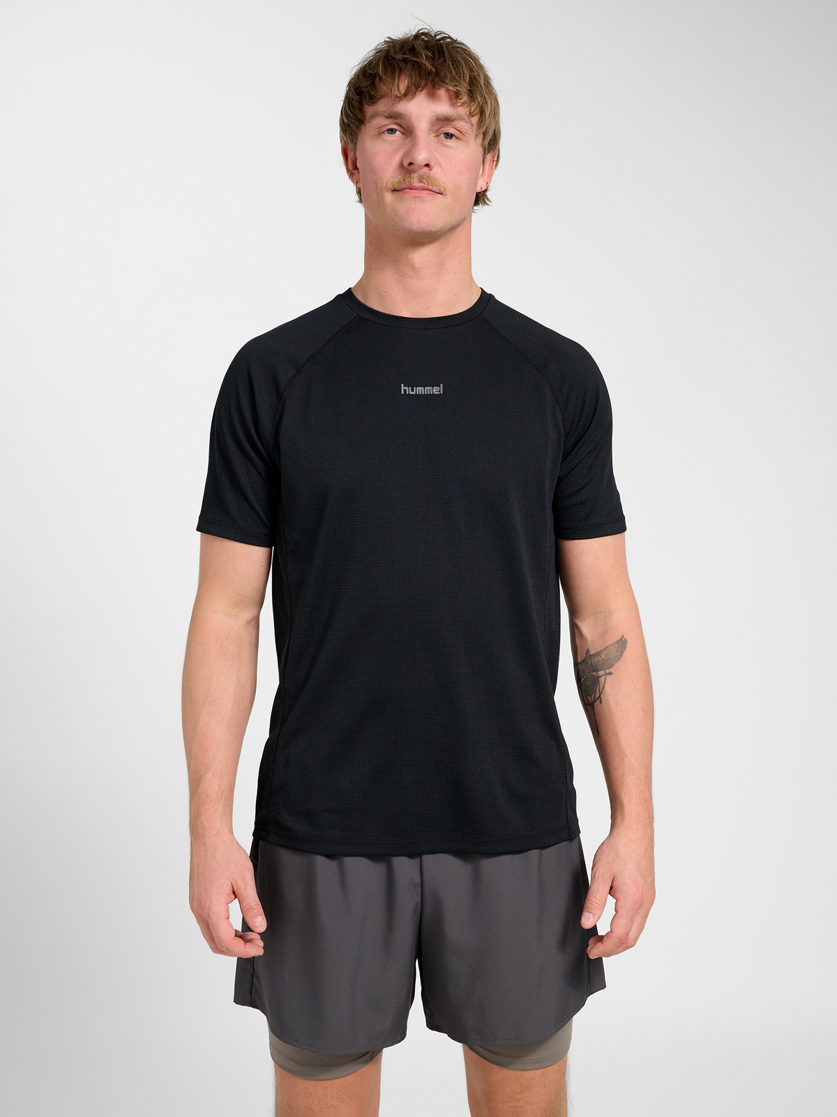 hummel Momentum T-shirt S/S Black