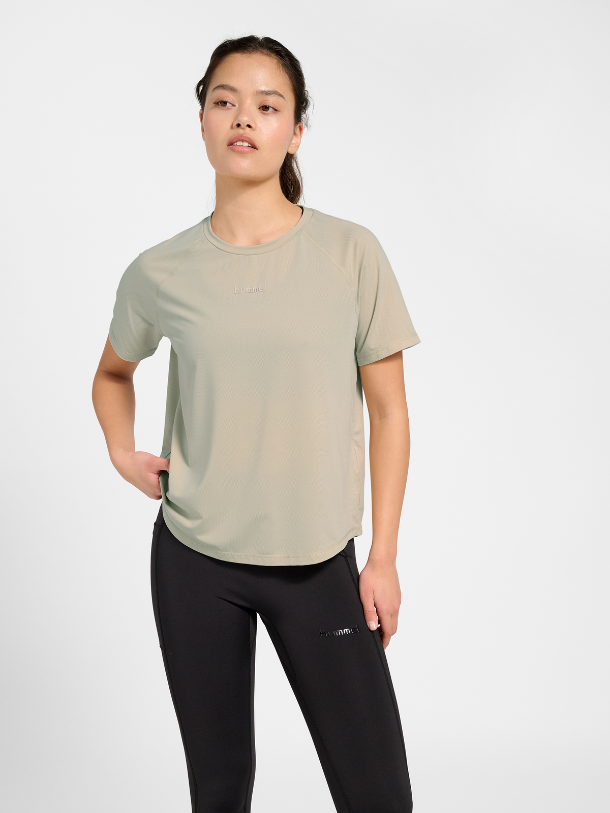 hummel Vera Tech T-shirt S/S Overcast