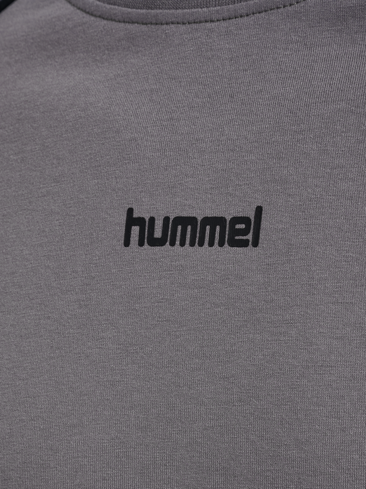 hummel Pitch Rest Day T-shirt S/S Charcoal Gray