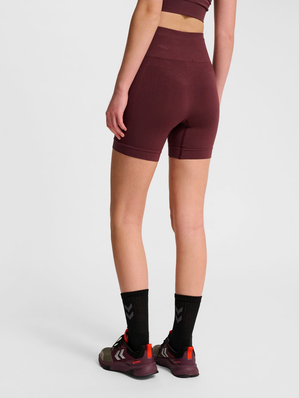 hummel Tif Seamless Shorts Fudge