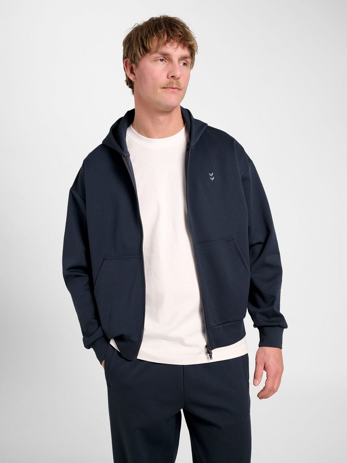 hummel Defender Zip Hoodie Ebony