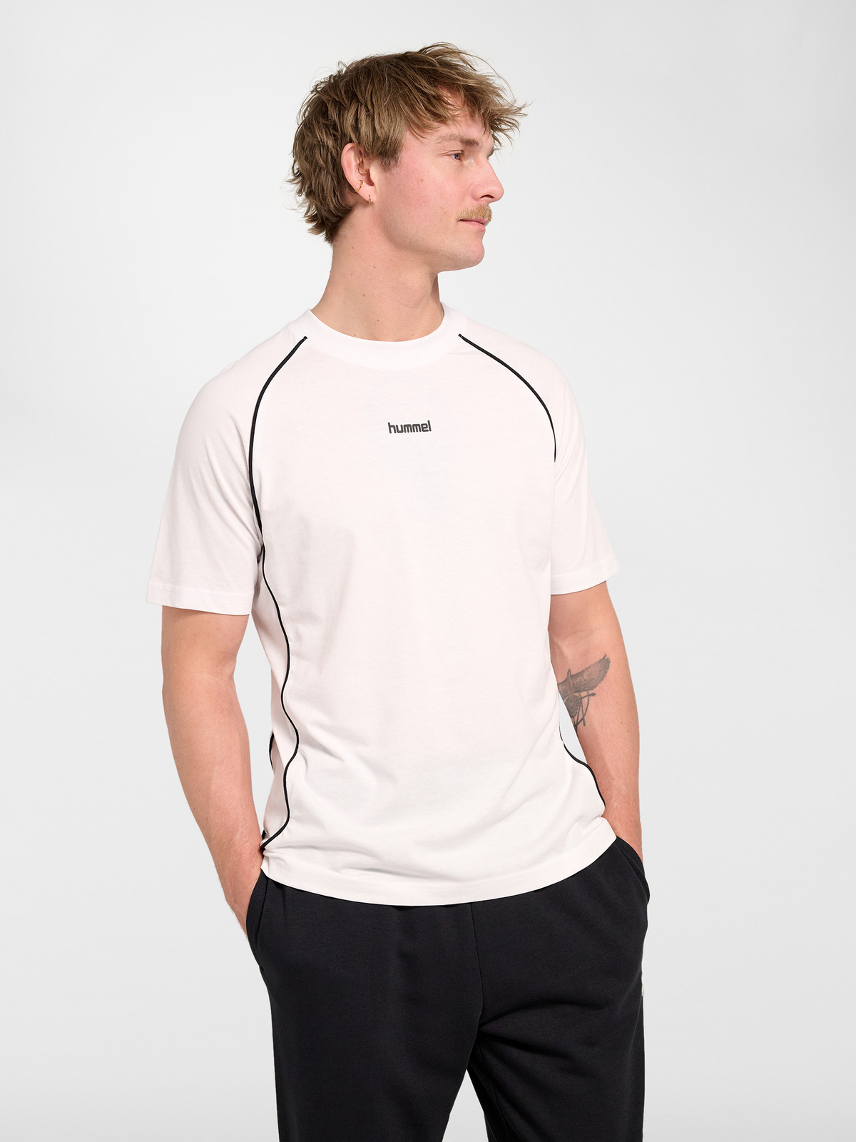 hummel Pitch Rest Day T-shirt S/S White