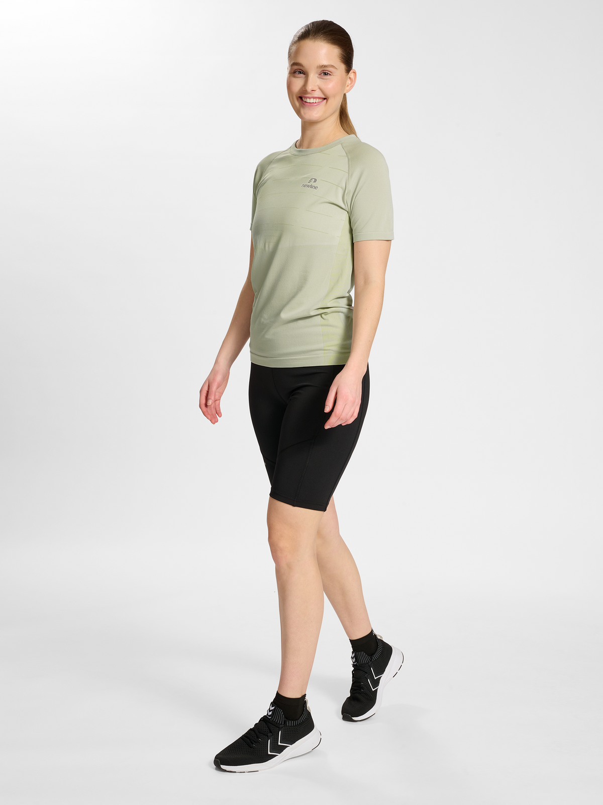 Newline Riverside Seamless T-shirt S/S W Agate Grey