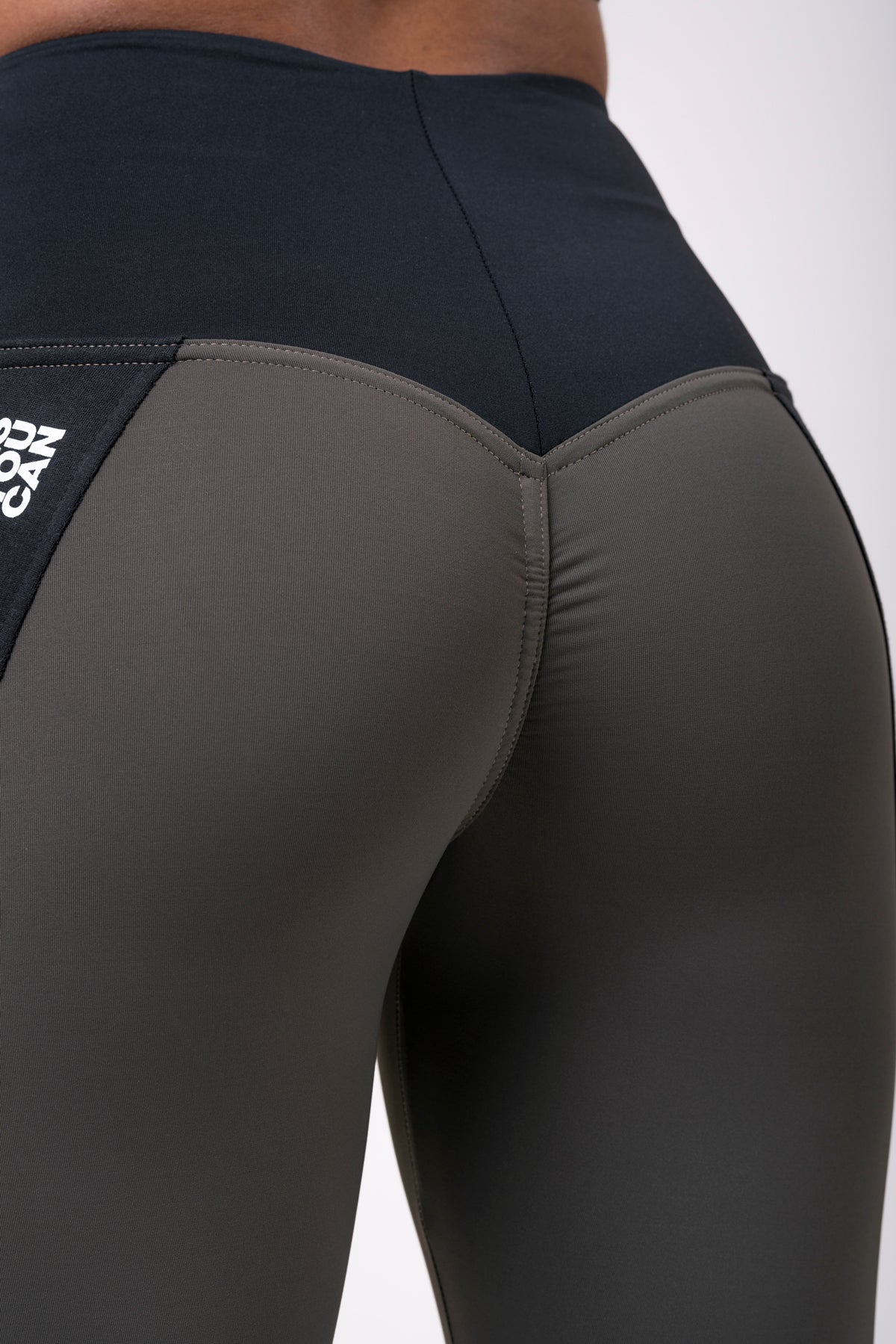 NEBBIA Hero Iconic Tights, safari