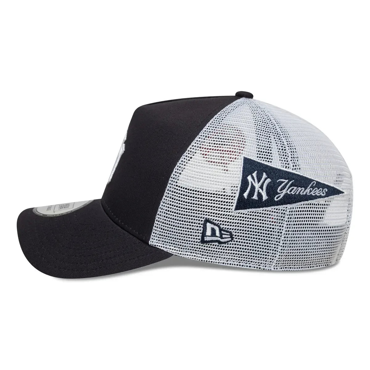 New Era MULTI PATCH TRUCKER NEYYAN
