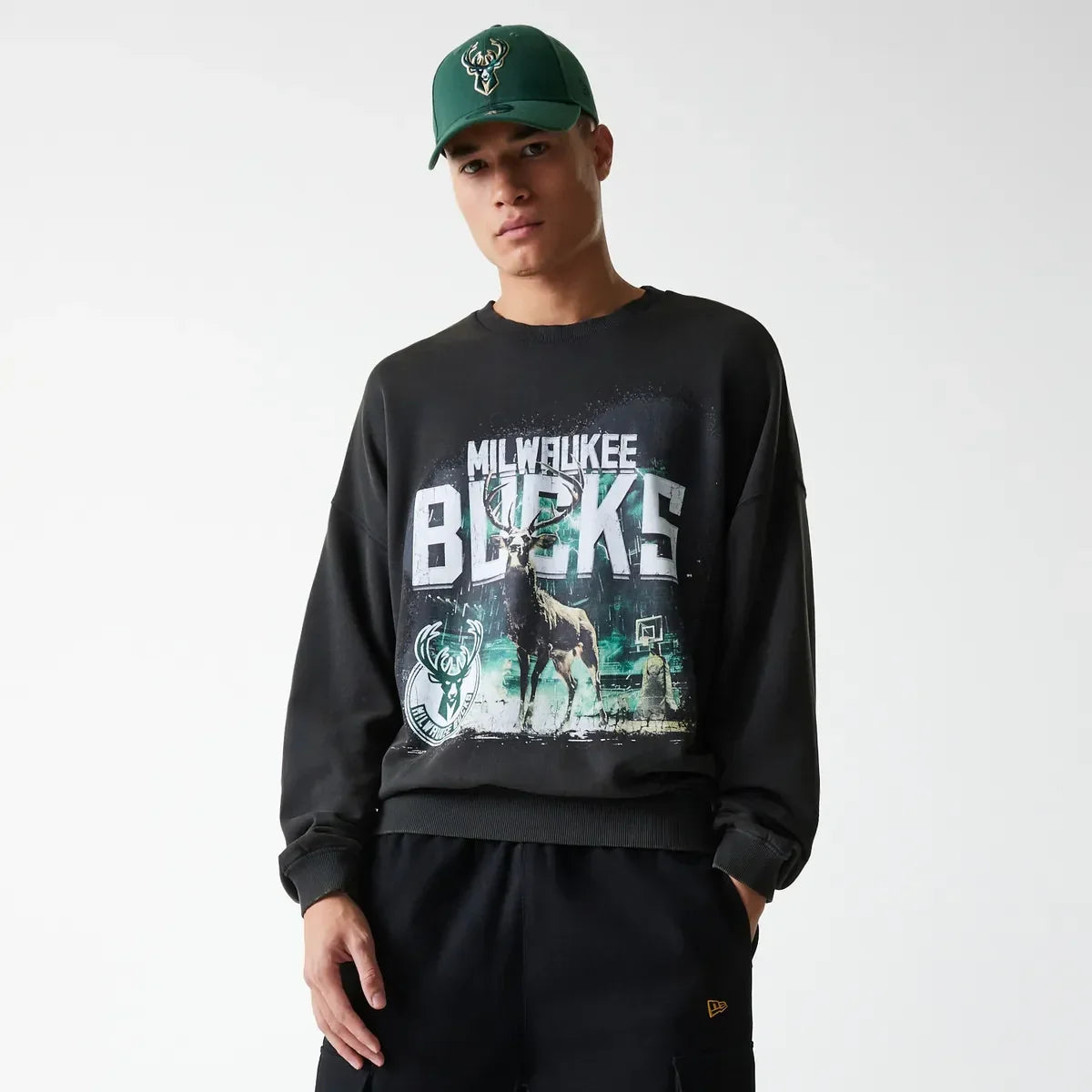 New Era NBA WASHED GRPHC OS CREW MILB Whg