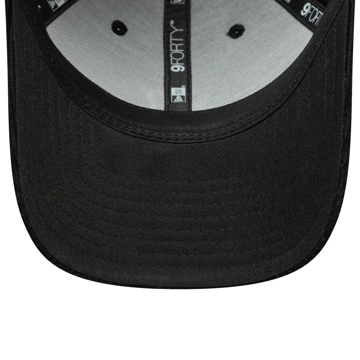 New Era CORD 9FORTY MC NEYYAN