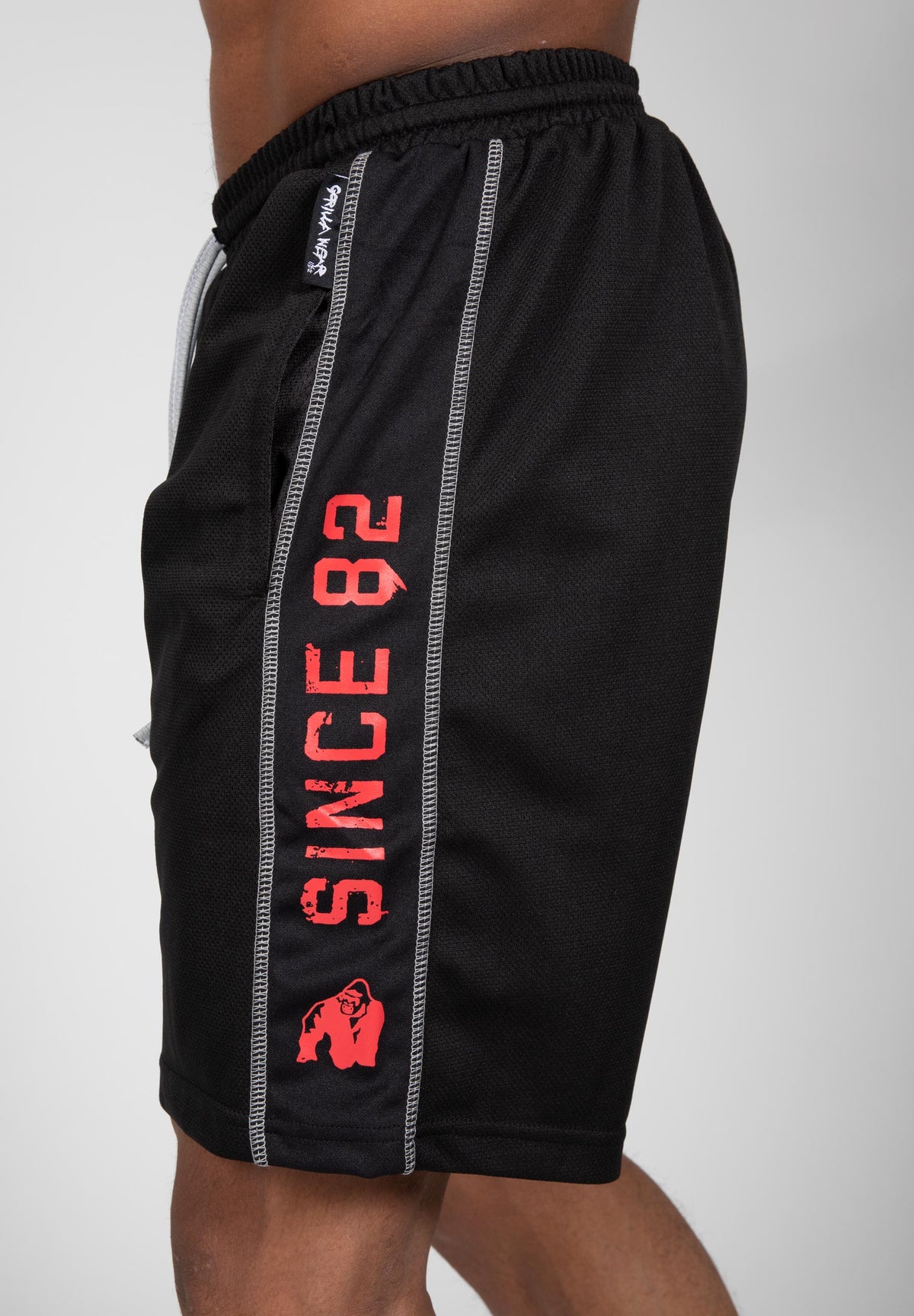 Gorilla Wear Functional Mesh Shorts, black/red