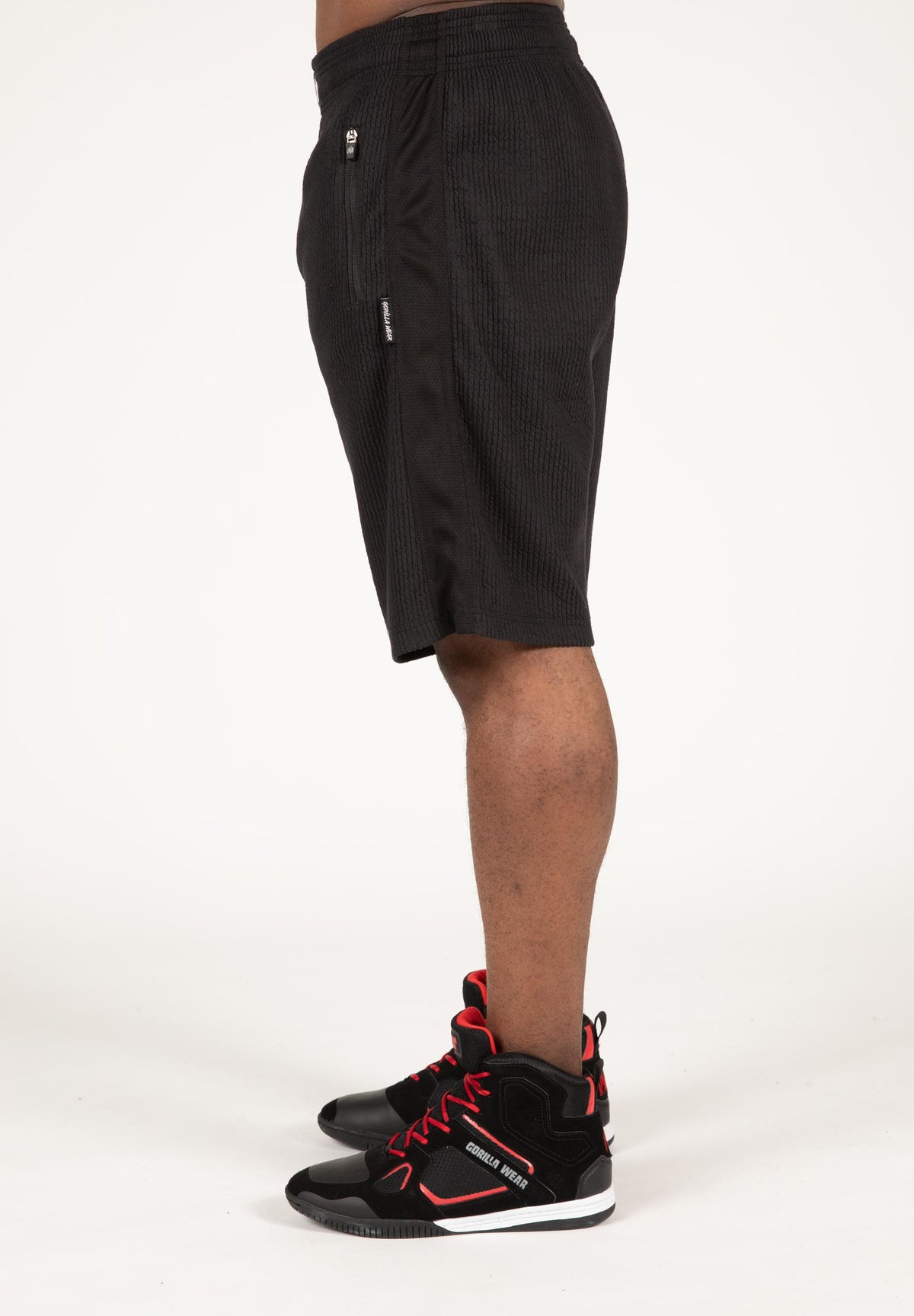 Gorilla Wear Augustine Old School Shorts, black/red