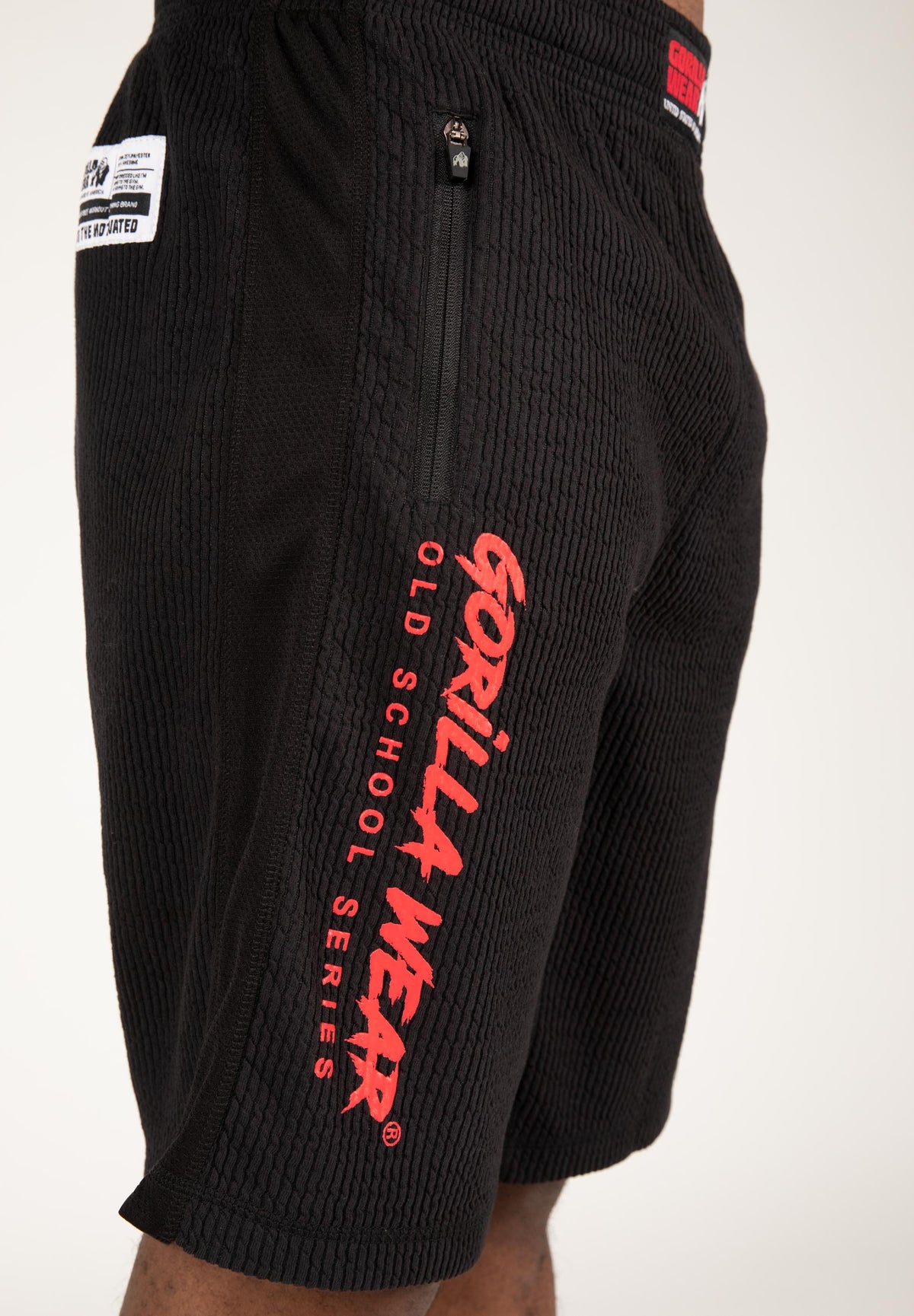 Gorilla Wear Augustine Old School Shorts, black/red