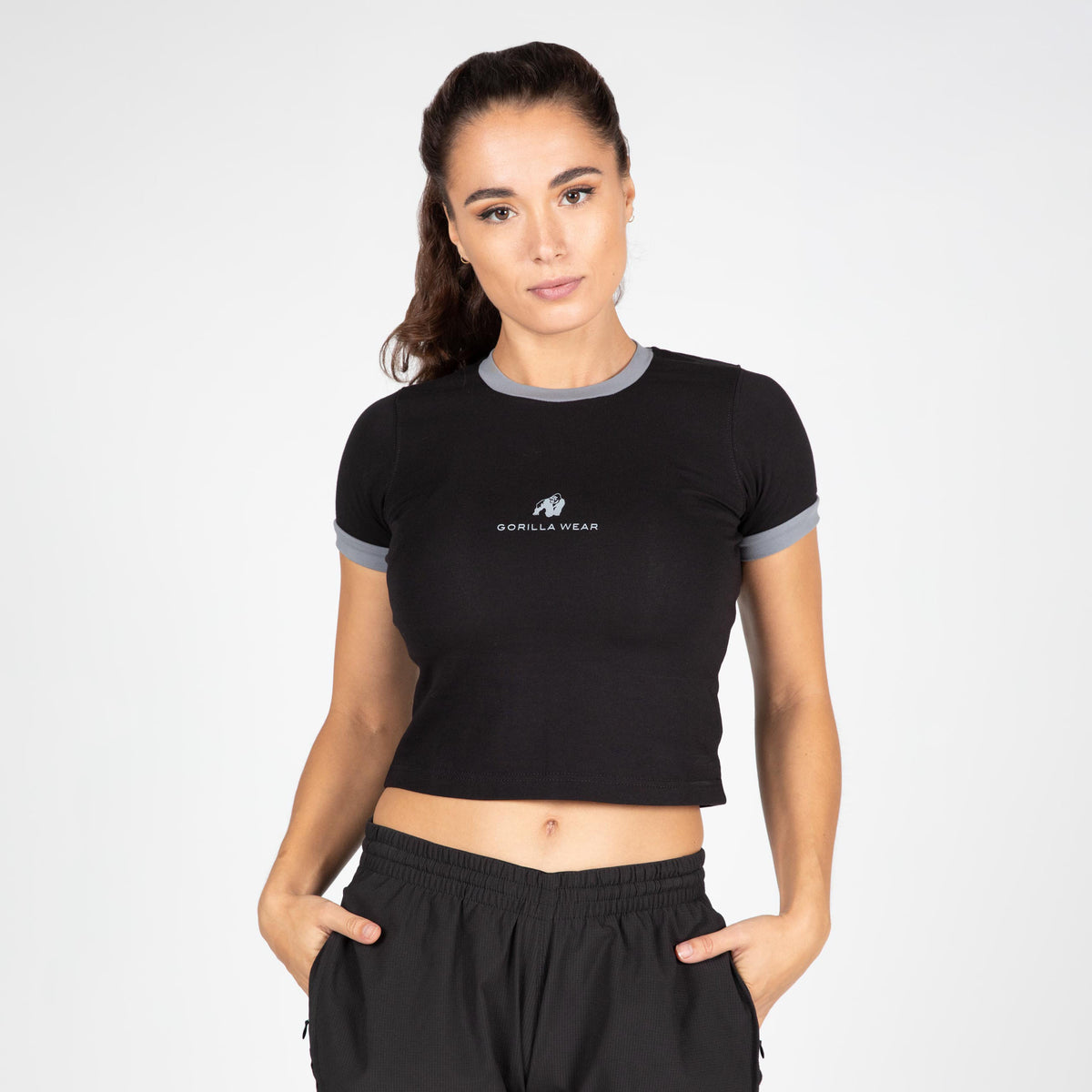 Gorilla Wear New Orleans Cropped T-Shirt, black