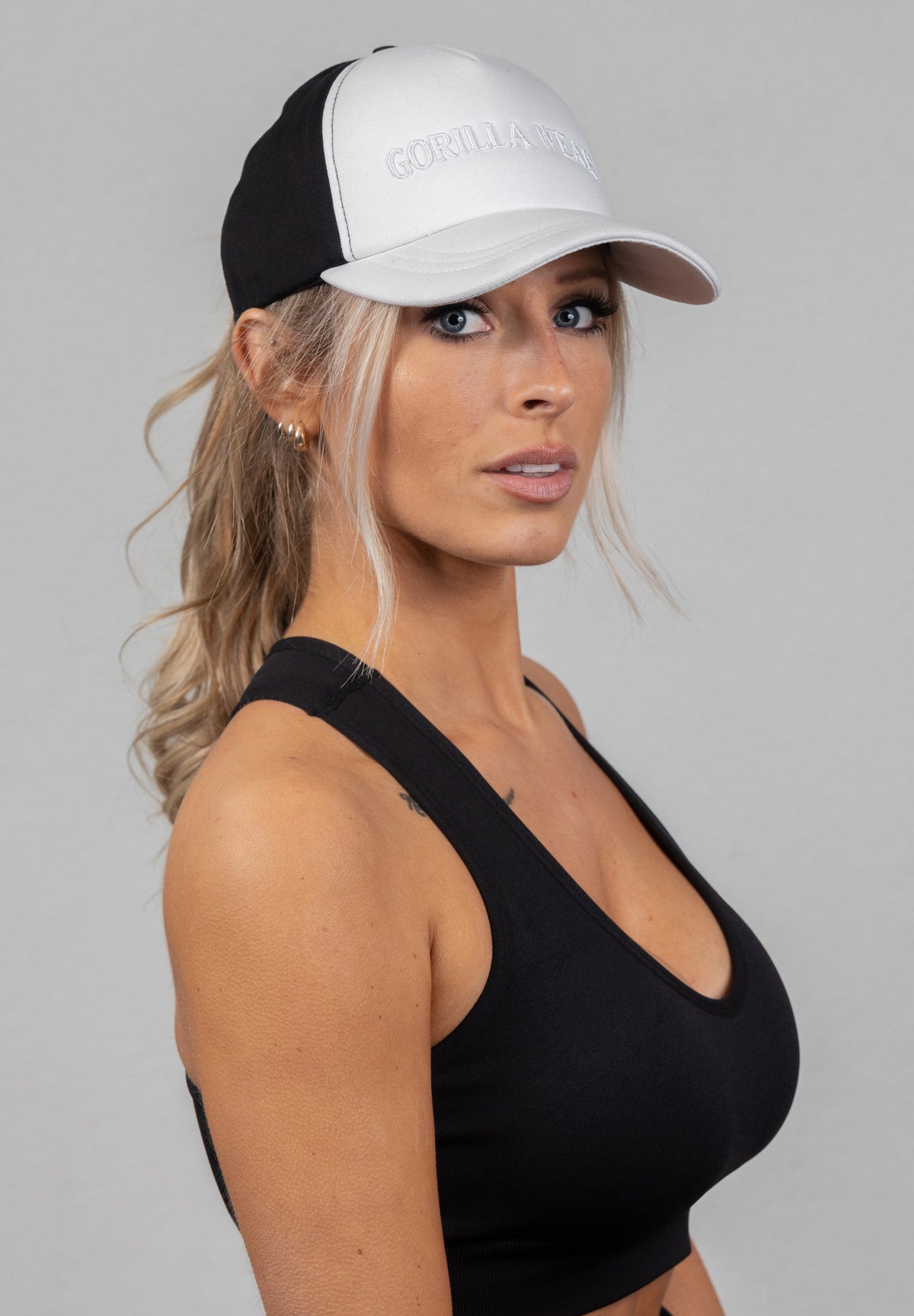 Gorilla Wear Sharon Ponytail Cap, white/black